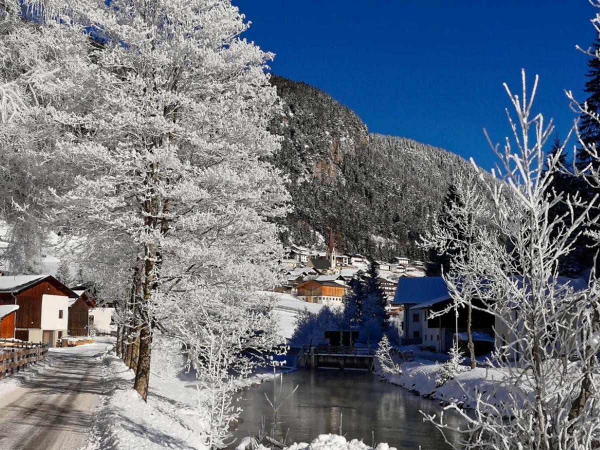 Апартаменты Haus Alpenrose Тринс Экстерьер фото